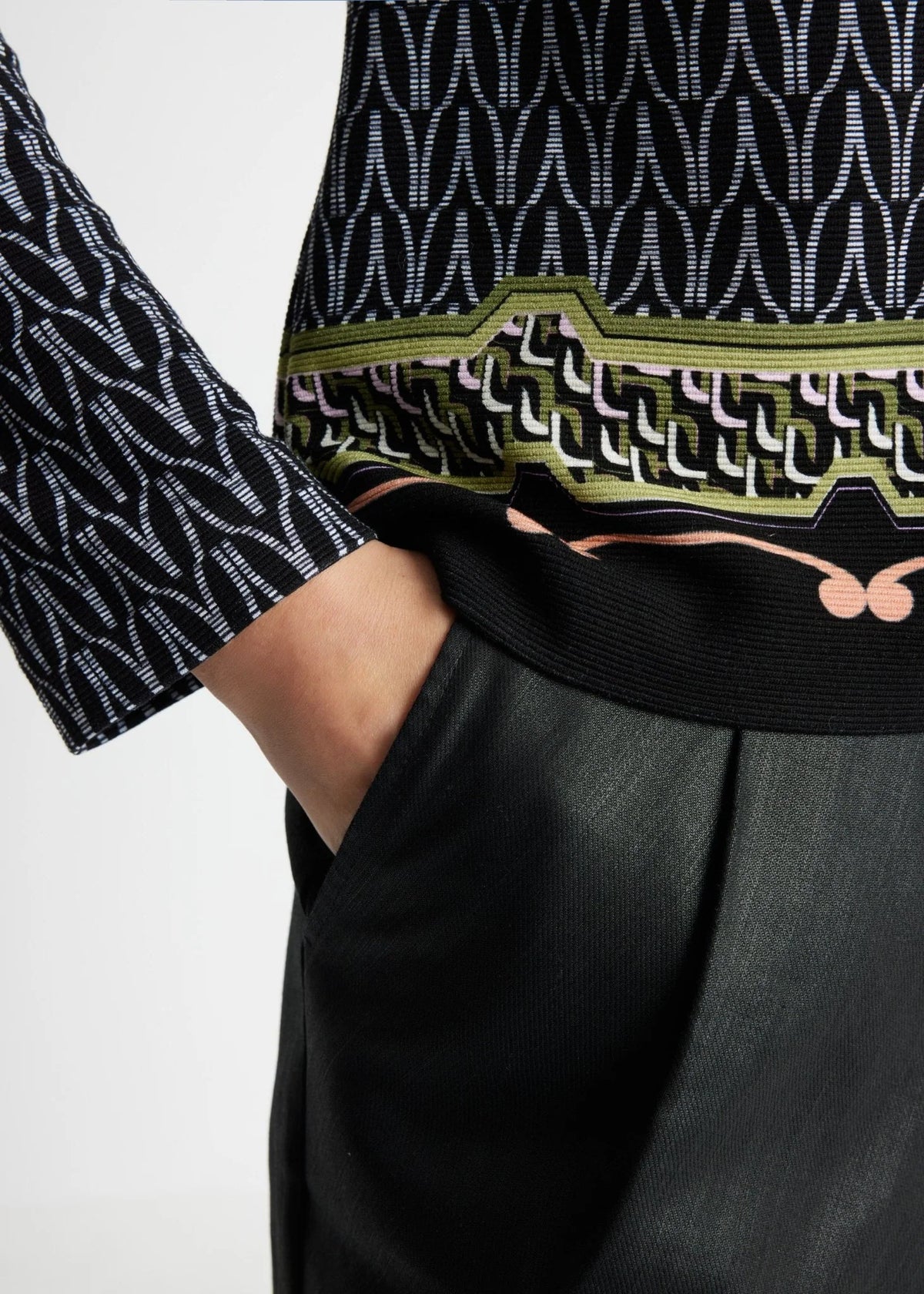 Fox's Pullover RAPULO, Detailansicht Rippstruktur, Boutique Pepita Hamburg