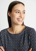 Fox's Pullover RAPULO, Detailansicht Rundhalsausschnitt, Boutique Pepita Hamburg