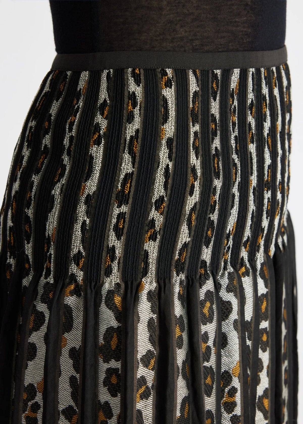 Fox's Rock LEOPARO-W in Beige, Detailansicht Gummibund, Boutique Pepita Hamburg