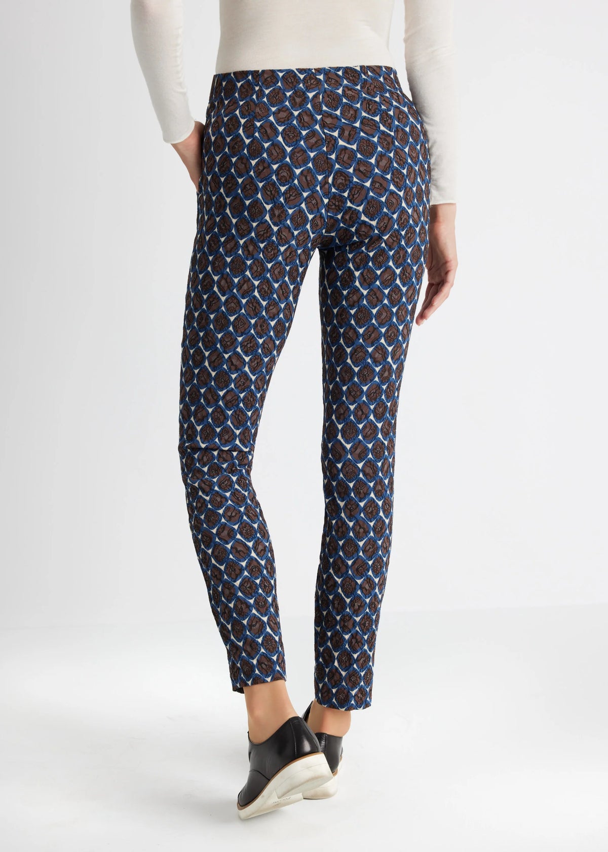 Fox's Schmale Hose ENESTRA in Braun aus Viskose-Mix mit Gummibund, Boutique Pepita Hamburg